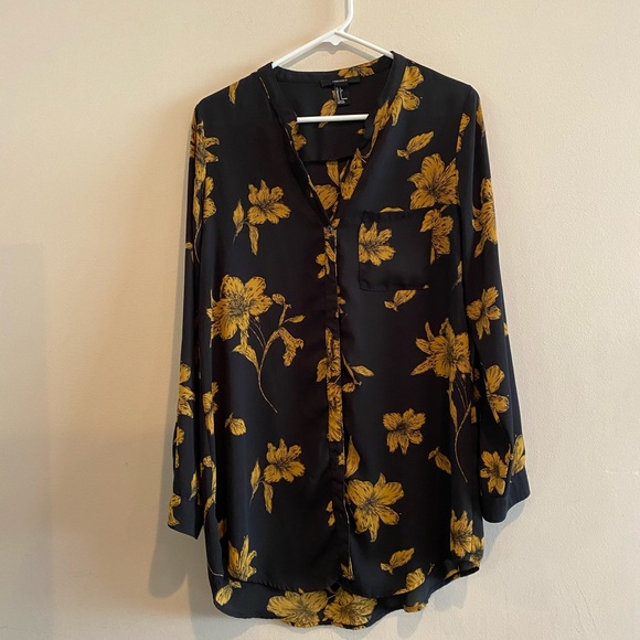 Forever 21 Tops - 🍍 3/$10 Forever 21 blouse size L